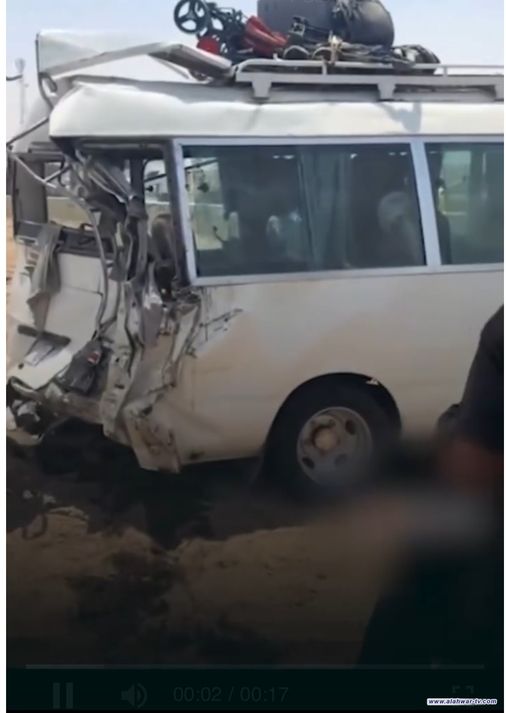 إصابة عدد من الزائرين بحادث سير عنيف على سريع الحلة