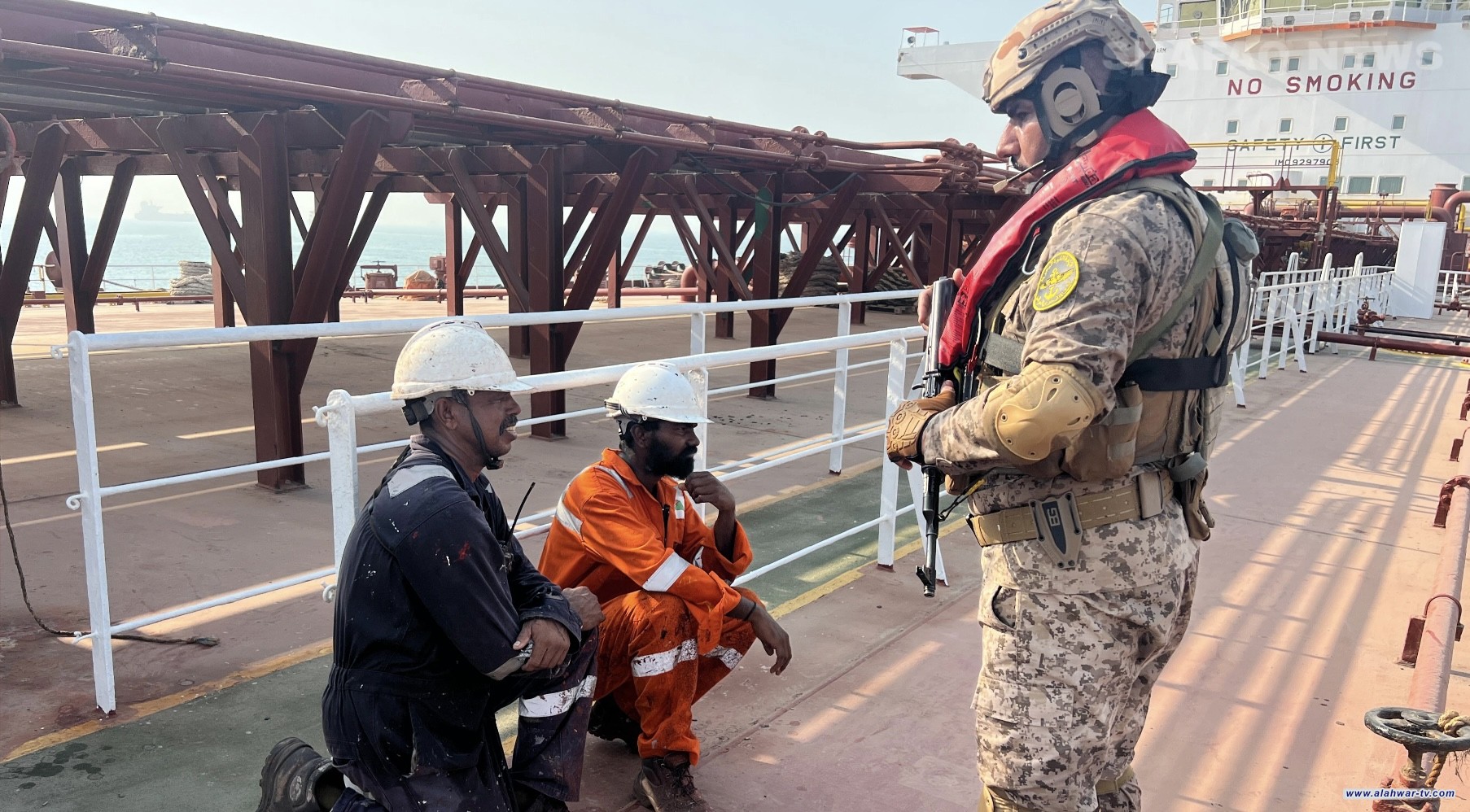 القوة البحرية العراقية تحتجز ناقلة نفط ليبيرية قبالة سواحل البصرة