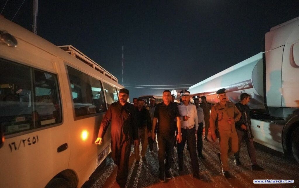 محافظ ذي قار يتفقد السيطرات الأمنية ويشدد على أهمية انسيابية حركة المرور بالتزامن مع عودة الزائرين وتوجه آخرين إلى كربلاء