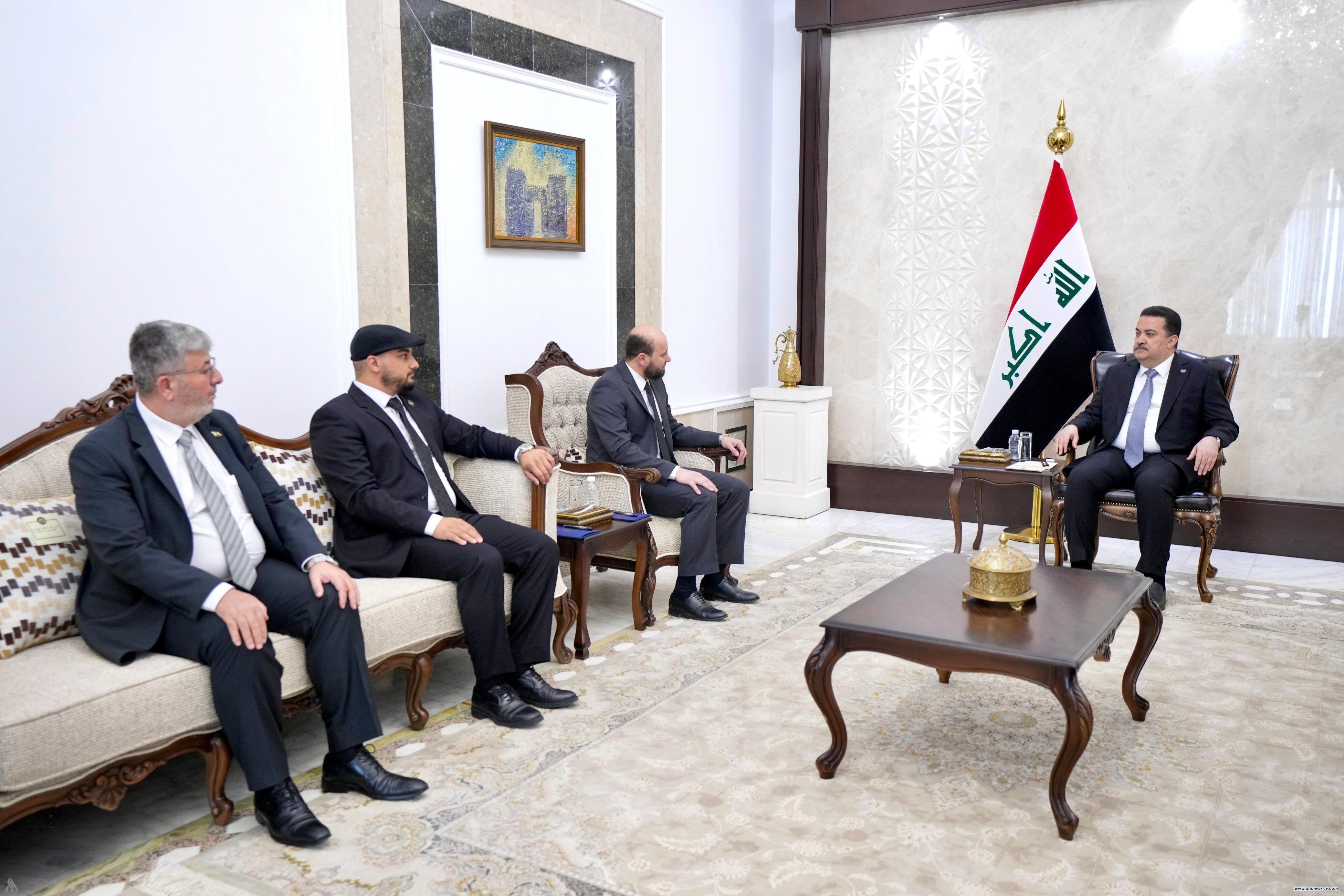 رئيس الوزراء يؤكد وقوف العراق مع استقرار سوريا وسيادتها على أراضيها