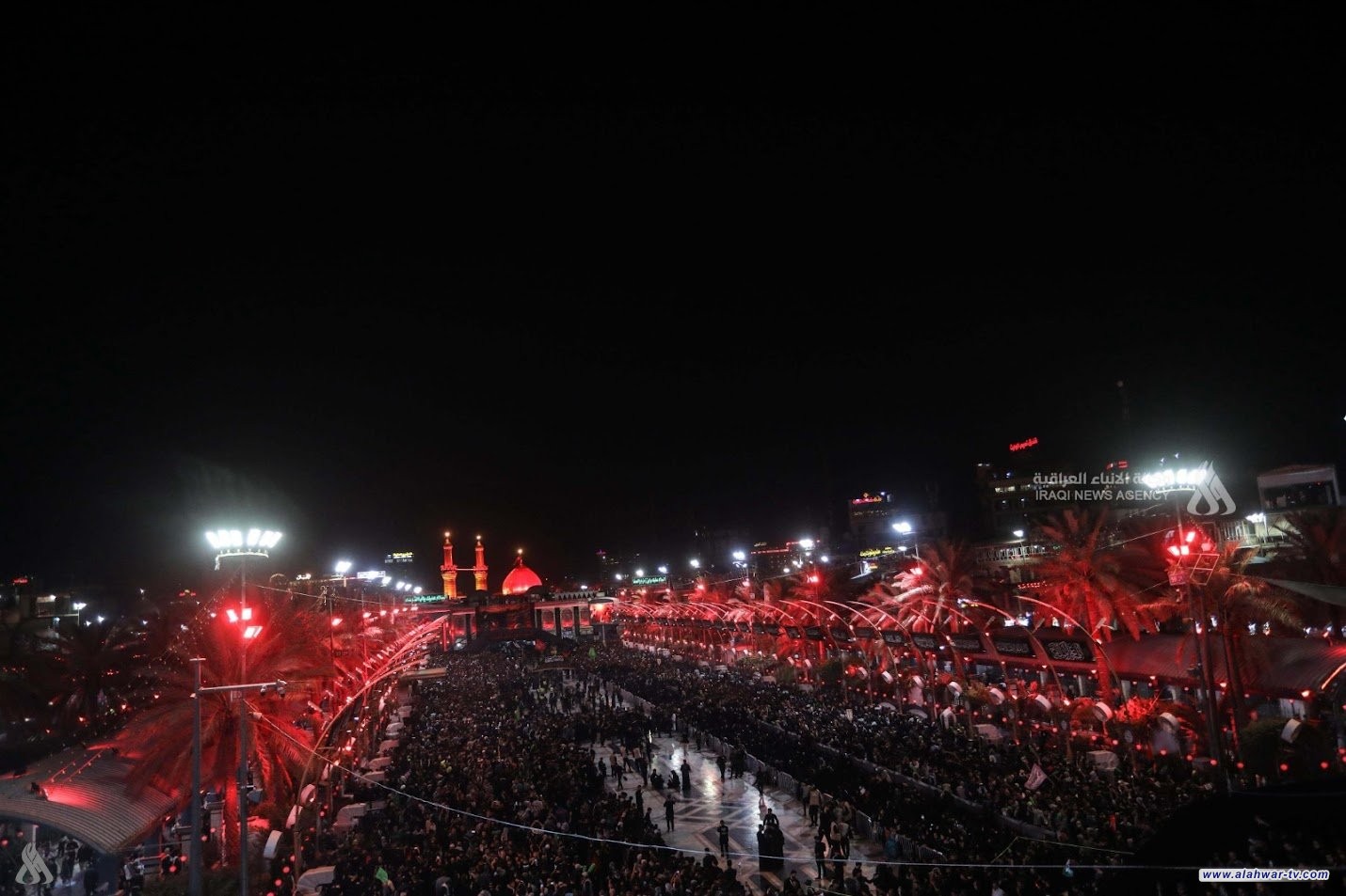 عبر 60 آلية و300 منتسب صحي.ذي قار مستمرون بالخطة الخدمية للزيارة الأربعينية