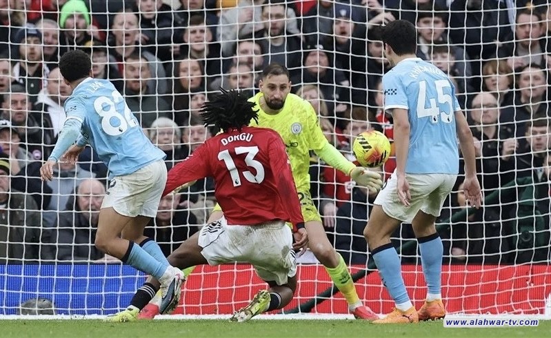 اليونايتد يتغلب على السيتي بهدفين في قمة الدوري الإنجليزي