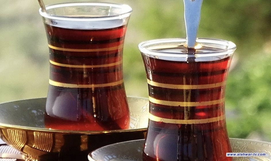 11 فائدة لتناول الشاي يومياً و5 آثار جانبية سلبية