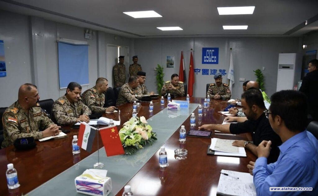 لجنة من وزارة الدفاع تصل مطار الناصرية لمتابعة رفع الكتل الكونكريتية والمواد المستهلكة