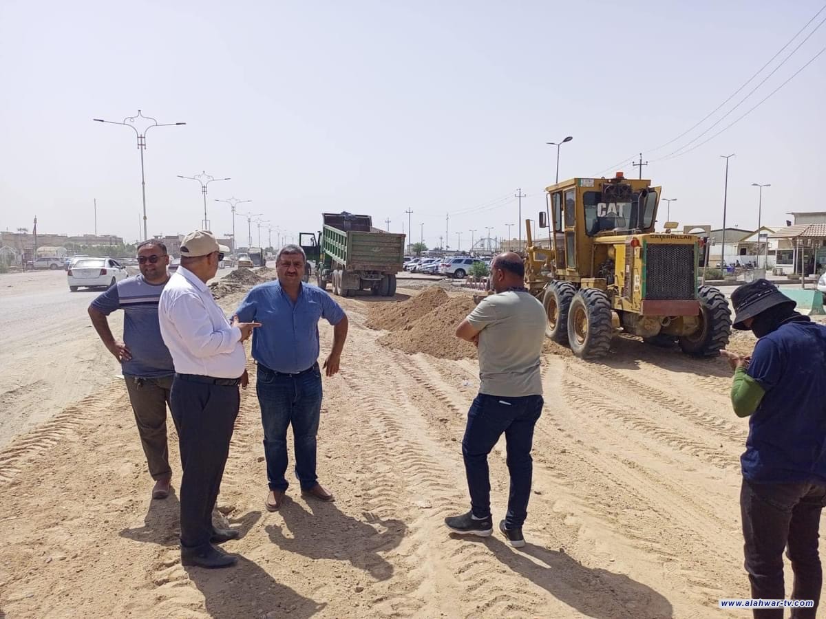 المعاون الفني لمحافظ ذي قار يواصل متابعة أعمال مجسر الإسكان الصناعي.