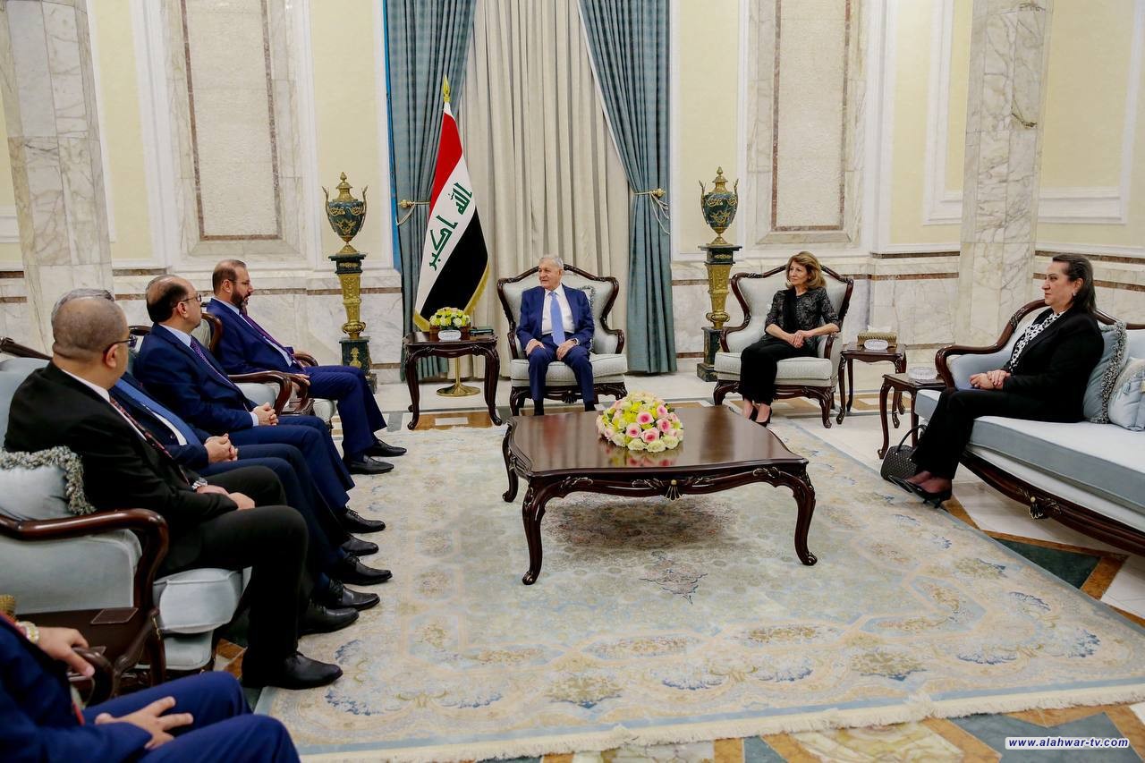 رشيد: أهمية فتح المقابر الجماعية واستخراج جثامين الشهداء