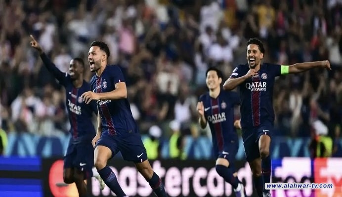 نيوكاسل يصرف النظر عن مهاجم باريس