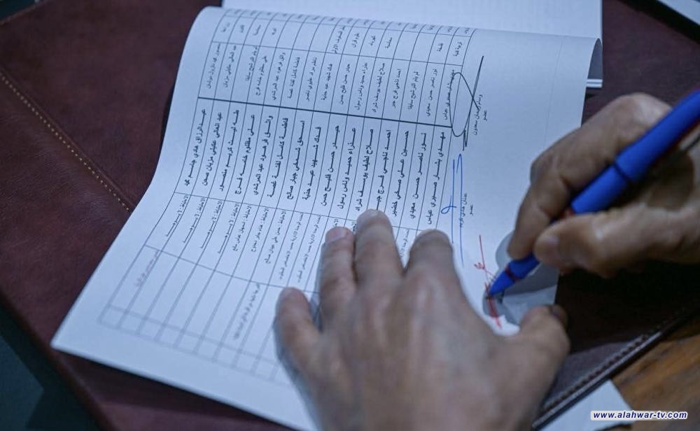 محافظ ذي قار يصادق على أسماء الفائزين بعقود المفاضلة في قضاء الفجر