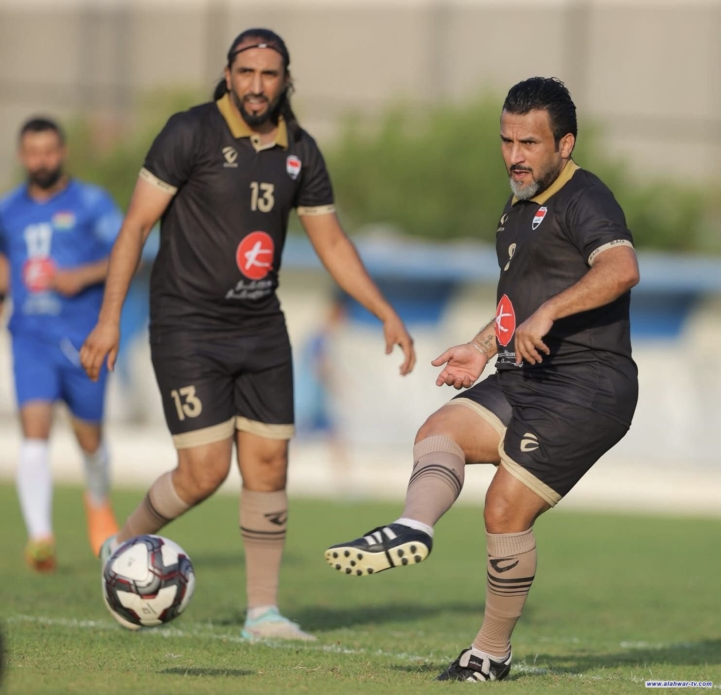 منتخب العراق لقدامى اللاعبين يفوز على نجوم كردستان