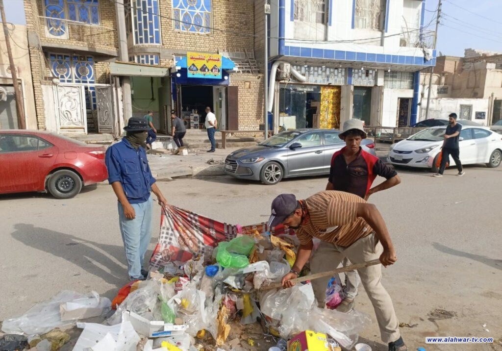 بلدية الناصرية: رفع 210 أطنان نفايات يوميا خلال الاسابيع الماضية رغم نقص الكوادر