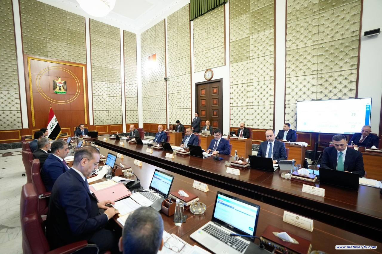 العوادي: جلسة مجلس الوزراء ستعقد يوم غد الأحد بدلاً من الثلاثاء