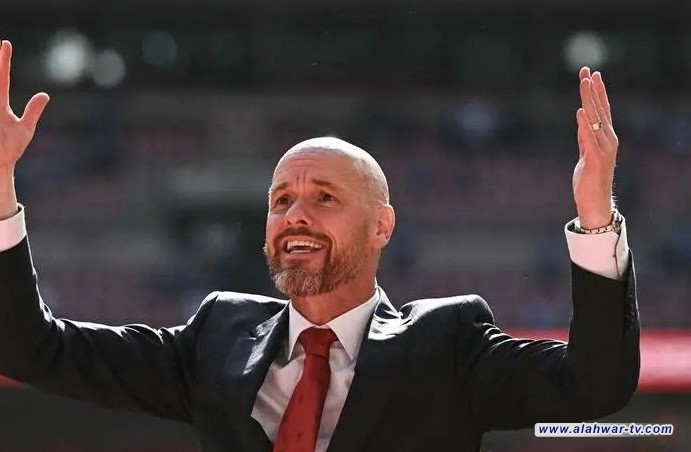 تمهيدا لرحيل تين هاج.. مانشستر يونايتد يبدأ محادثات مزدوجة