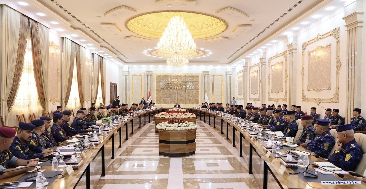 وزير الداخلية يؤكد أهمية العمل الأمني وعدم السماح بالتعدي على أي منتسب