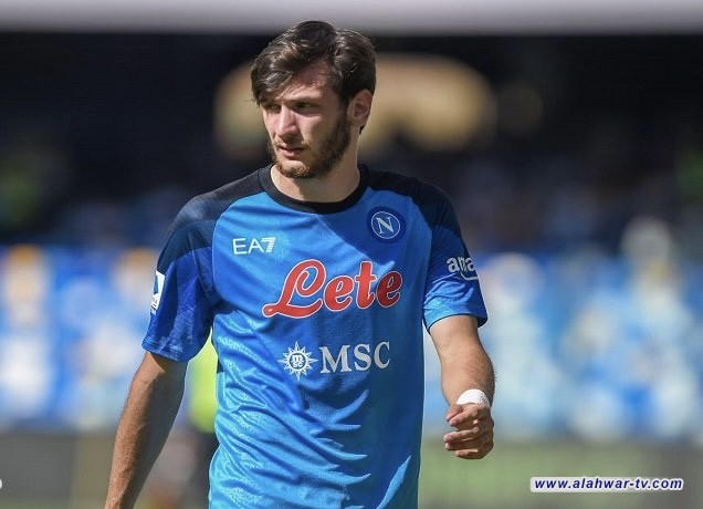 باريس سان جرمان يعلن ضم كفاراتسيخليا