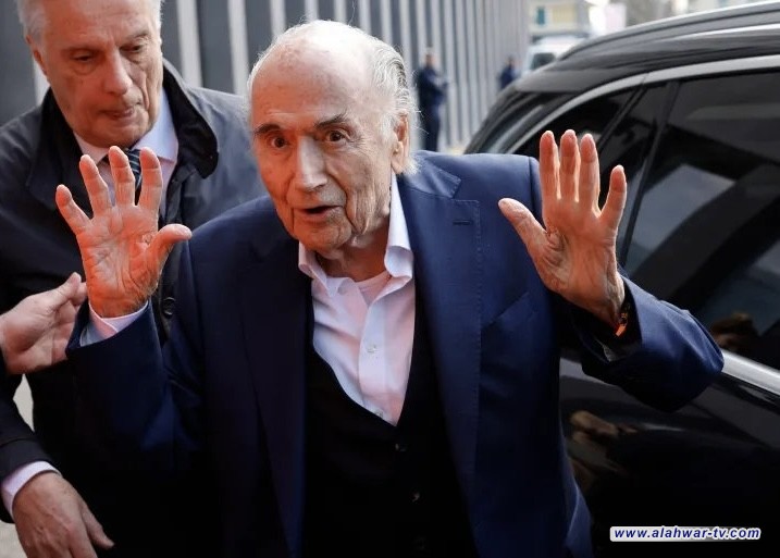 بلاتر يدعو لمقاطعة كأس العالم 2026