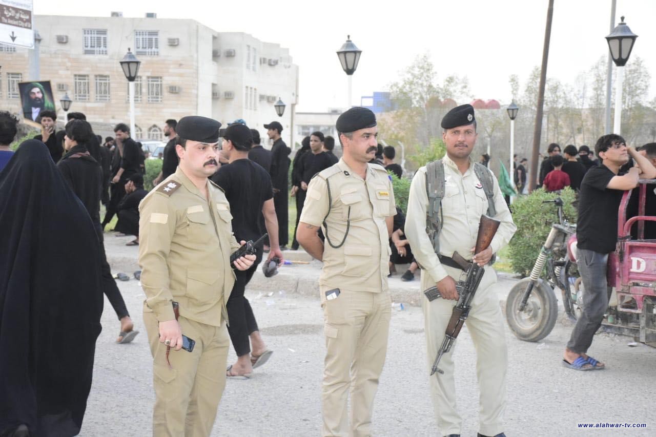 قيادة شرطة ذي قار تنفذ اجراءات امنية واحترازية لتوفير الحماية للمواطنين بمناسبة ذكرى استشهاد النبي الاكرم .