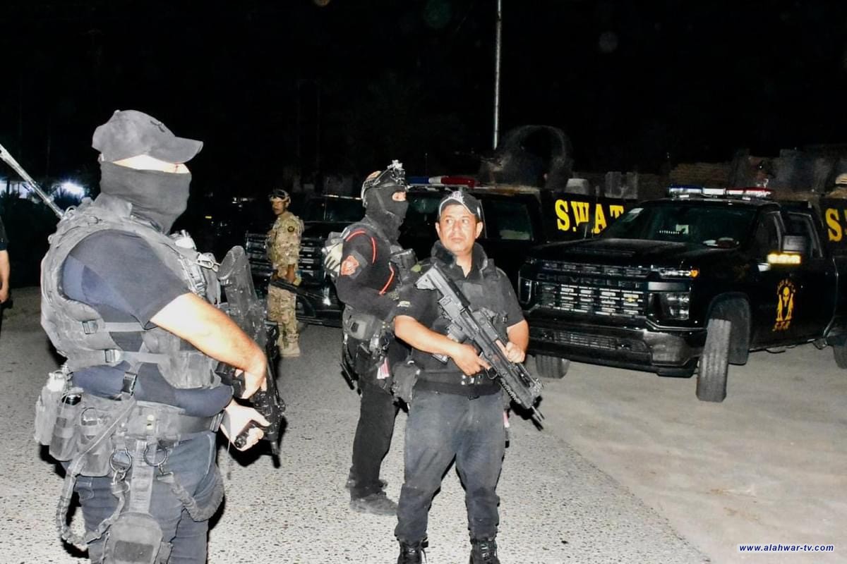 شرطة ذي قار تنفذ واجبا امنيا في قضاء سوق الشيوخ للقبض على المطلوبين وضبط الأسلحة الغير مرخصة