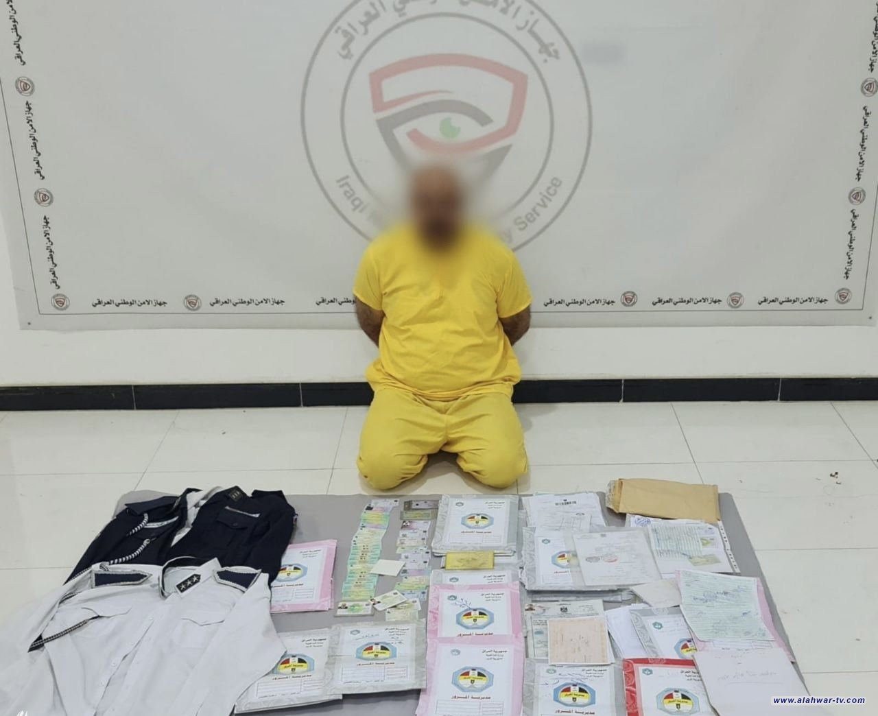 الإطاحة بمتهمَين أحدهما ينتحل صفة ضابط في الأمن الوطني وآخر مفوض في المرور