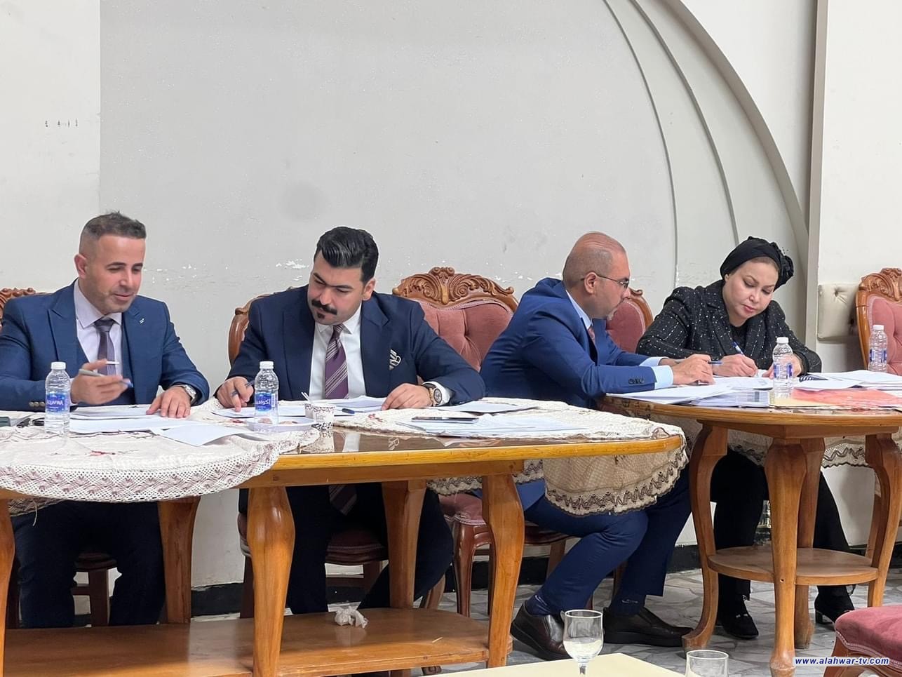 استكمالا لعمل فريق محافظة ذي قار لتطبيق الاستراتيجية الوطنية للنزاهة ومكافحة الفساد ٢٠٢١-٢٠٢٤