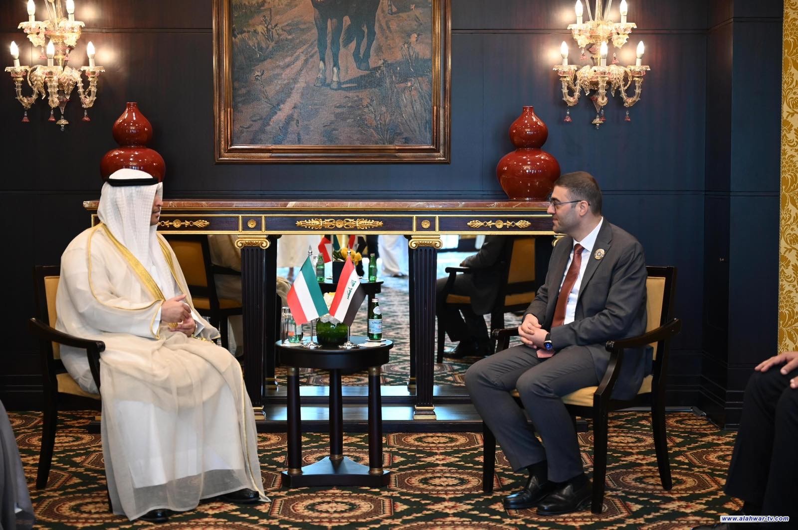 رئيس هيئة الإعلام والاتصالات يلتقي في البحرين وزير الإعلام الكويتي لبحث تعزيز التعاون الإعلامي العربي