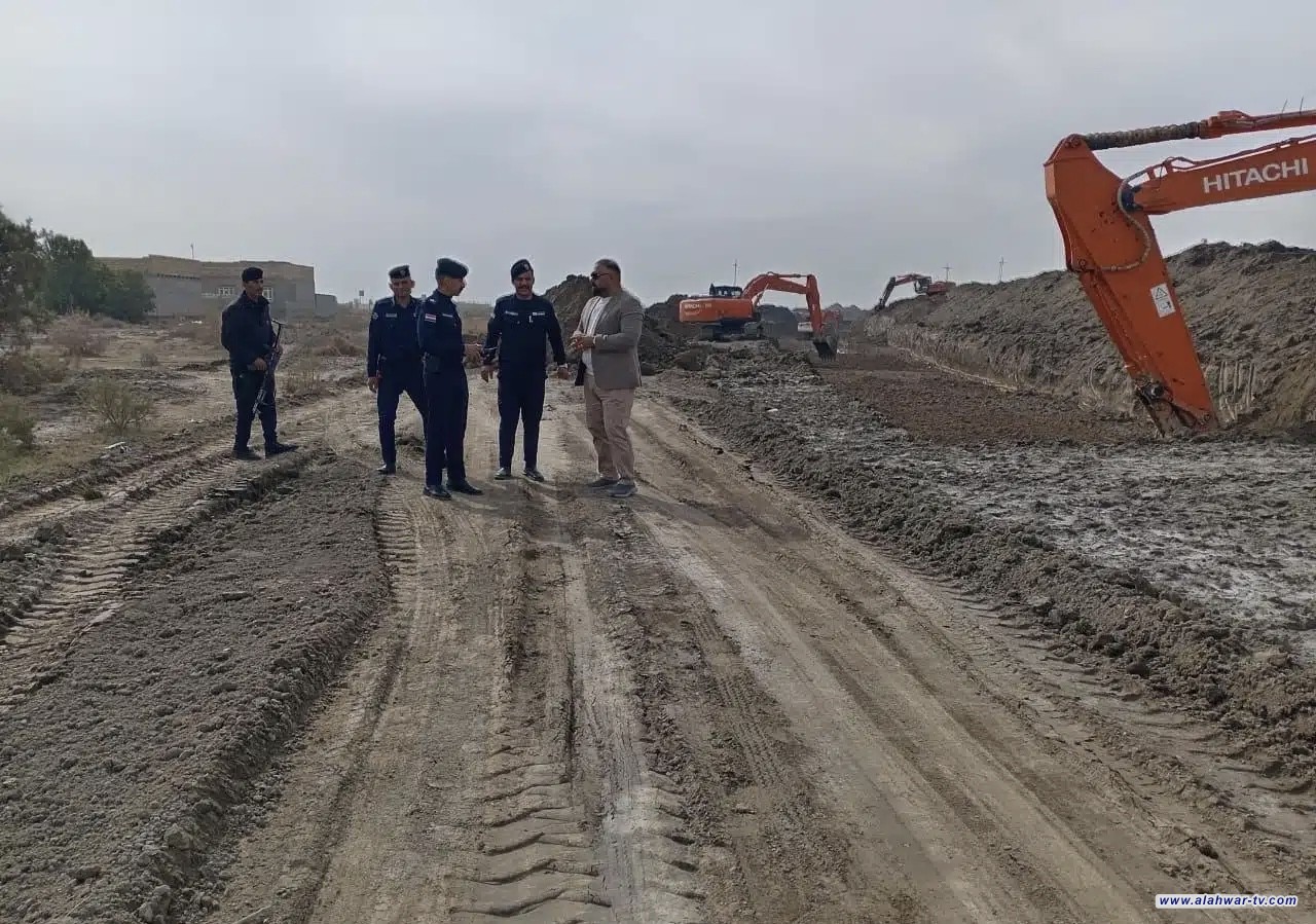 تدخل أمني يعيد العمل بطريق الجامعة ضمن مشاريع صندوق إعمار ذي قار