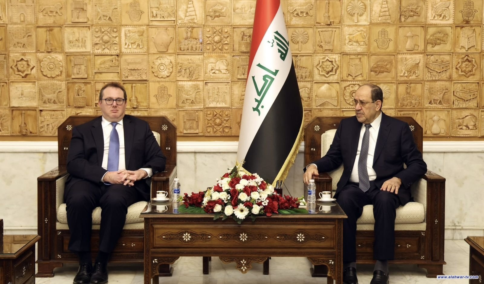 المالكي والقائم بالإعمال الأمريكي يناقشان رؤية الإطار لمسار الحكومة القادمة