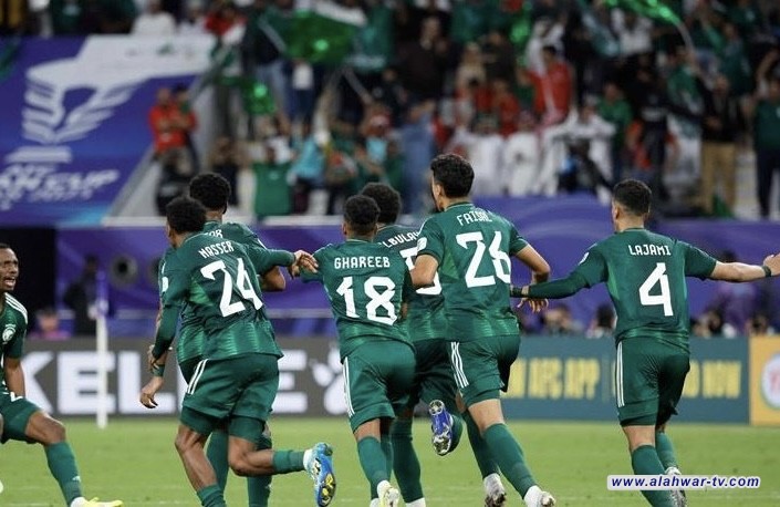 البليهي يمنح السعودية فوزا مثيرا على عمان