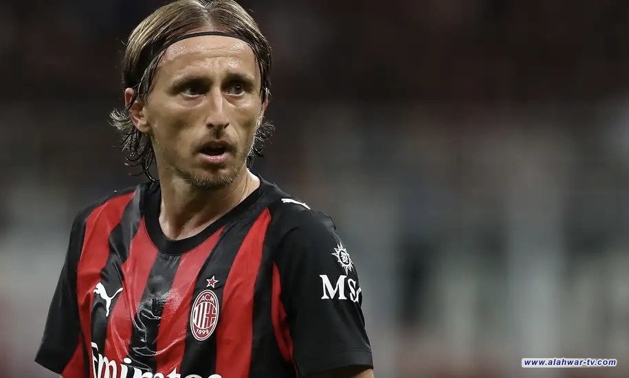 مودريتش يضع بصمته الأولى مع ميلان