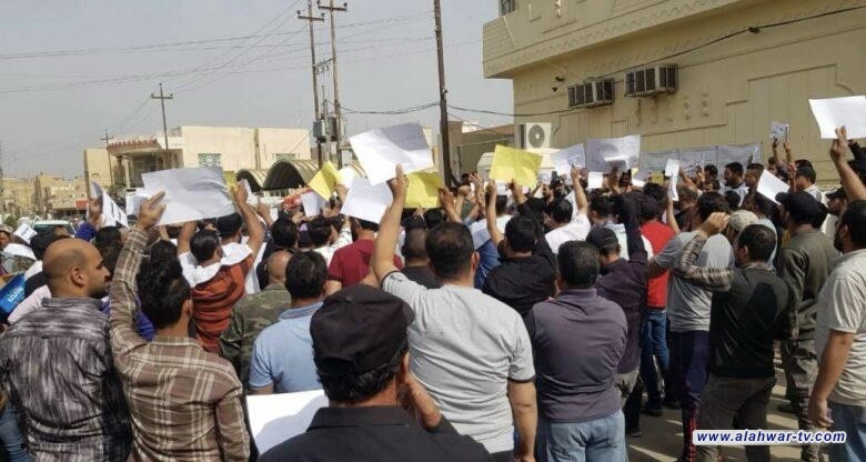 ذي قار: احتجاجات عاطلين عن العمل أمام قائممقامية الناصرية