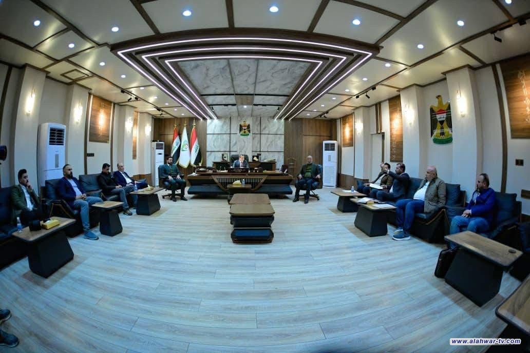 محافظ ذي قار يترأس اجتماعاً لحسم ملف مقاطعة (64) وتجاوزات طريق (يا حسين) وإزالة معوقات الطريق المحوري