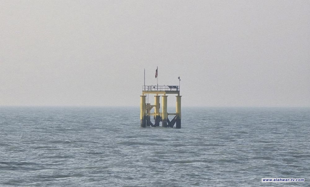 نصب منصتين بحريتين في ميناء الفاو الكبير