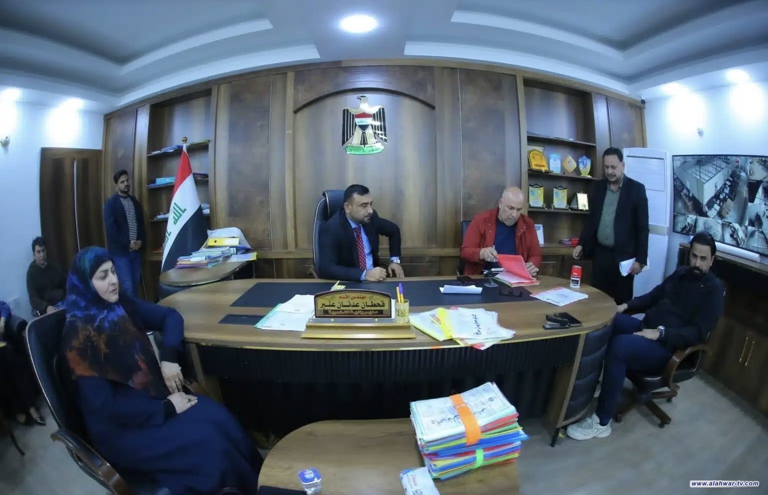 مدير بلدية الناصرية يناقش ملفات خدمية وإدارية مع رئيس لجنة النزاهة في مجلس ذي قار