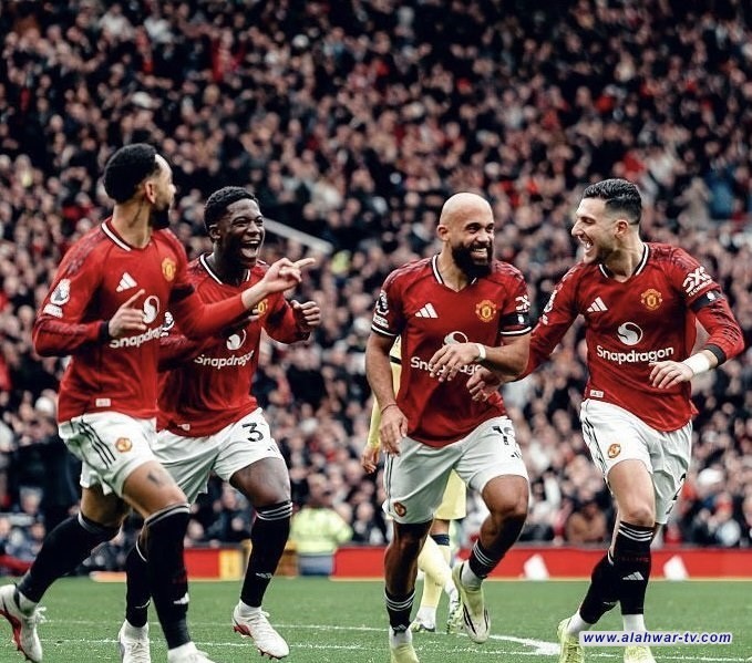مانشستر يونايتد يتغلب على توتنهام في الدوري الإنجليزي