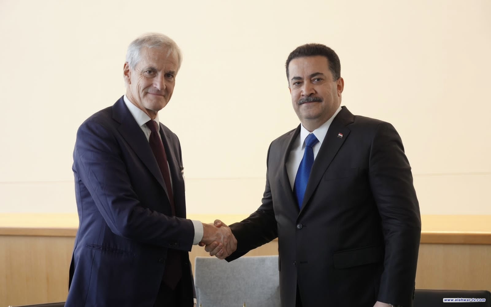 رئيس الوزراء يدعو الشركات النرويجية إلى العمل في العراق