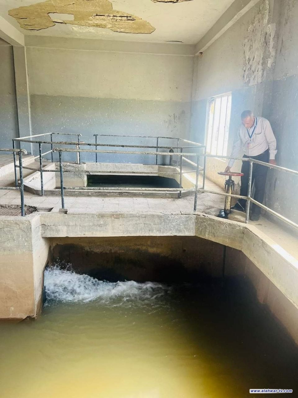 صحة ذي قار تتابع مشاريع الماء في قضاء قلعة سكر