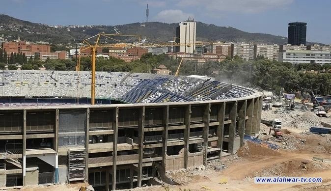 فرض غرامتين على برشلونة بسبب ملعبه كامب نو