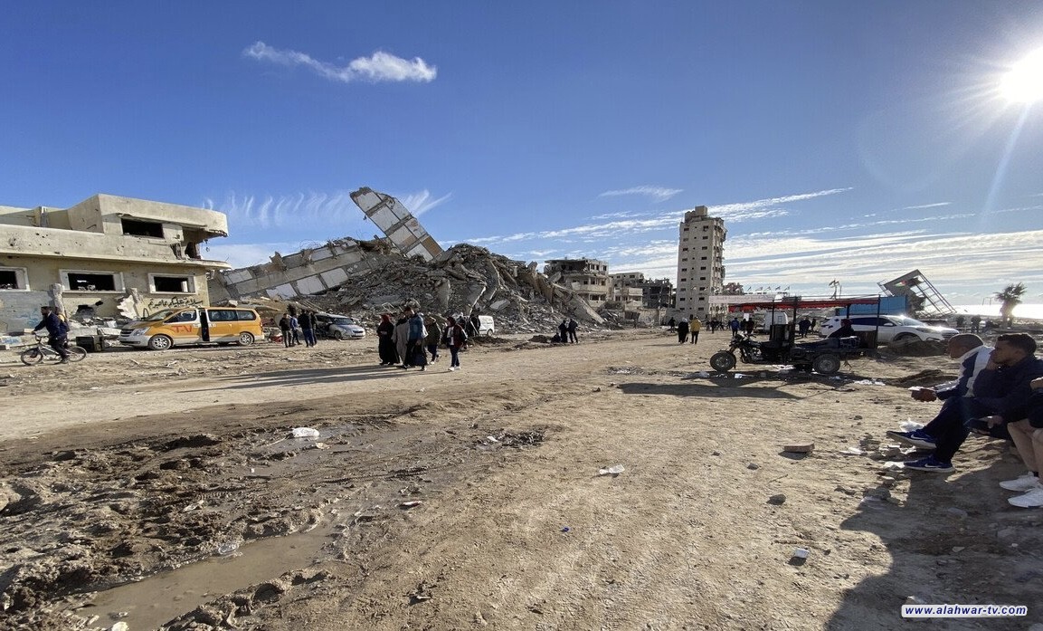 بدء تحرك النازحيين الفلسطينيين باتجاه شمال القطاع