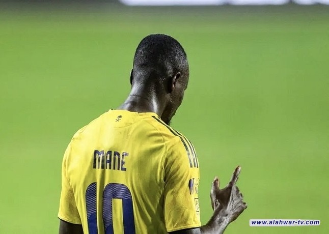 جيسوس يمنع عودة ماني لأوروبا