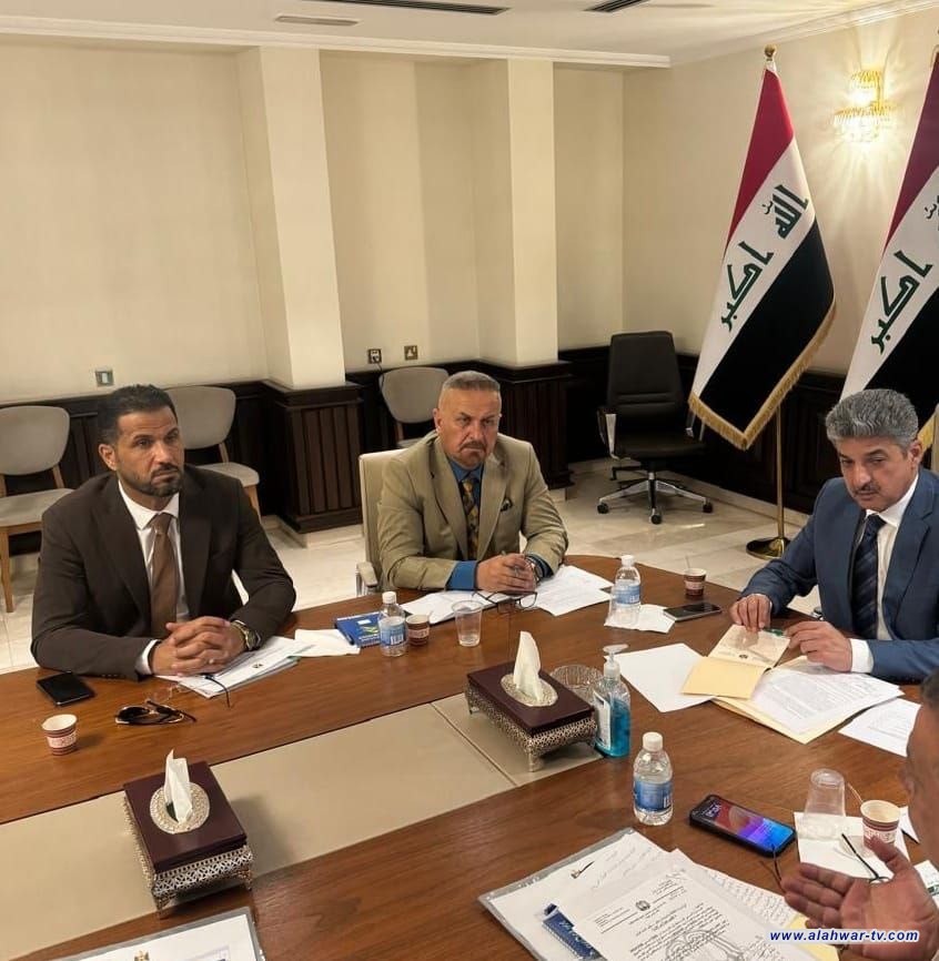 العتابي يحضر اجتماعا حول ملف تطوير قطاع السياحة والآثار في ذي قار