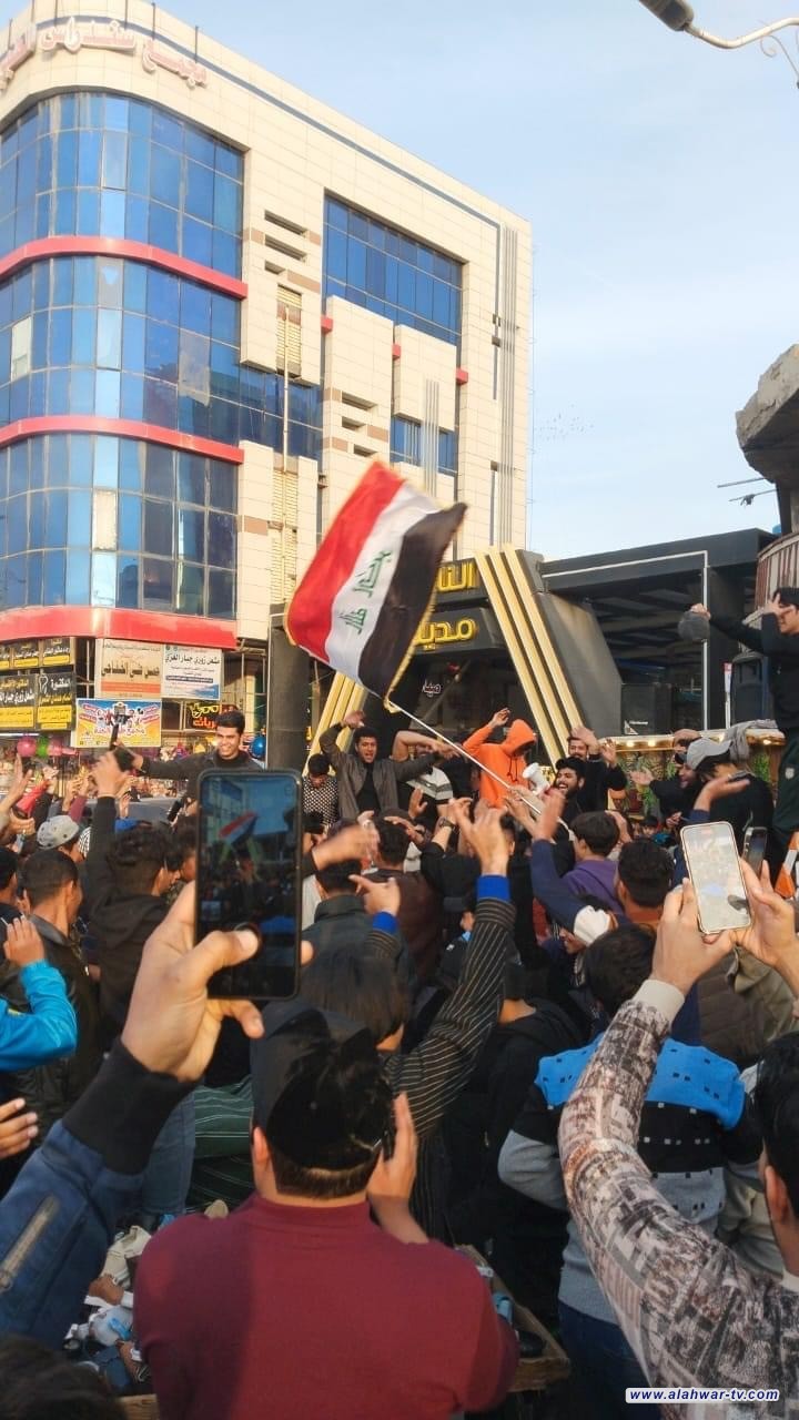 الآن : شباب الناصرية تباشر بالنزول للشارع للاحتفال بفوز المنتخب العراقي