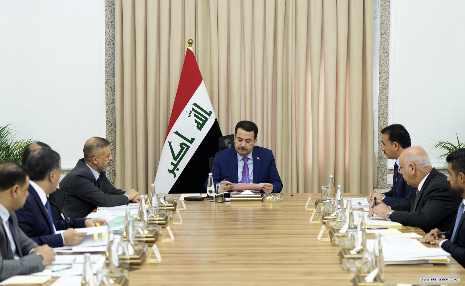 رئيس الوزراء يرأس الاجتماع الثالث للمجلس الأعلى للشباب