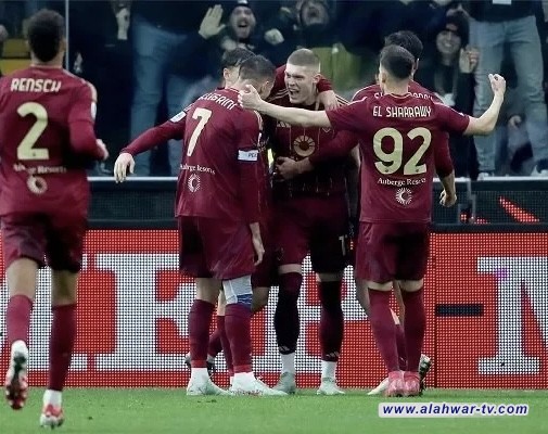 روما يسقط فرانكفورت ويتأهل لملحق اليوروباليج