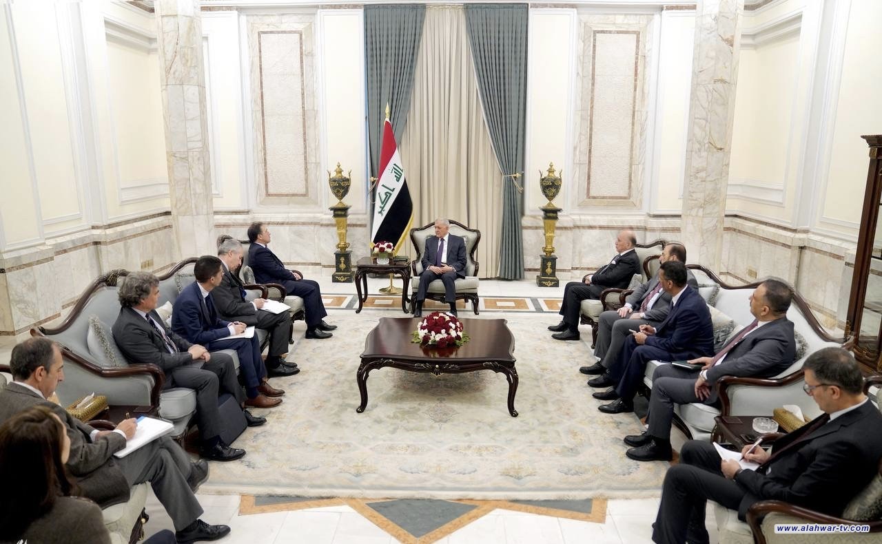 رئيس الجمهورية يدعو رجال الأعمال والشركات الإسبانية إلى العمل في العراق