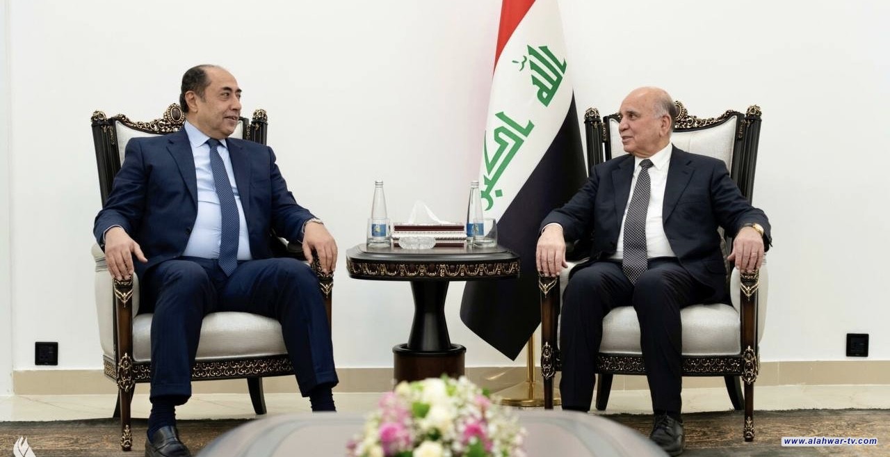 وزير الخارجية والأمين العام المساعد للجامعة العربية يبحثان التحضيرات للقمة العربية في بغداد