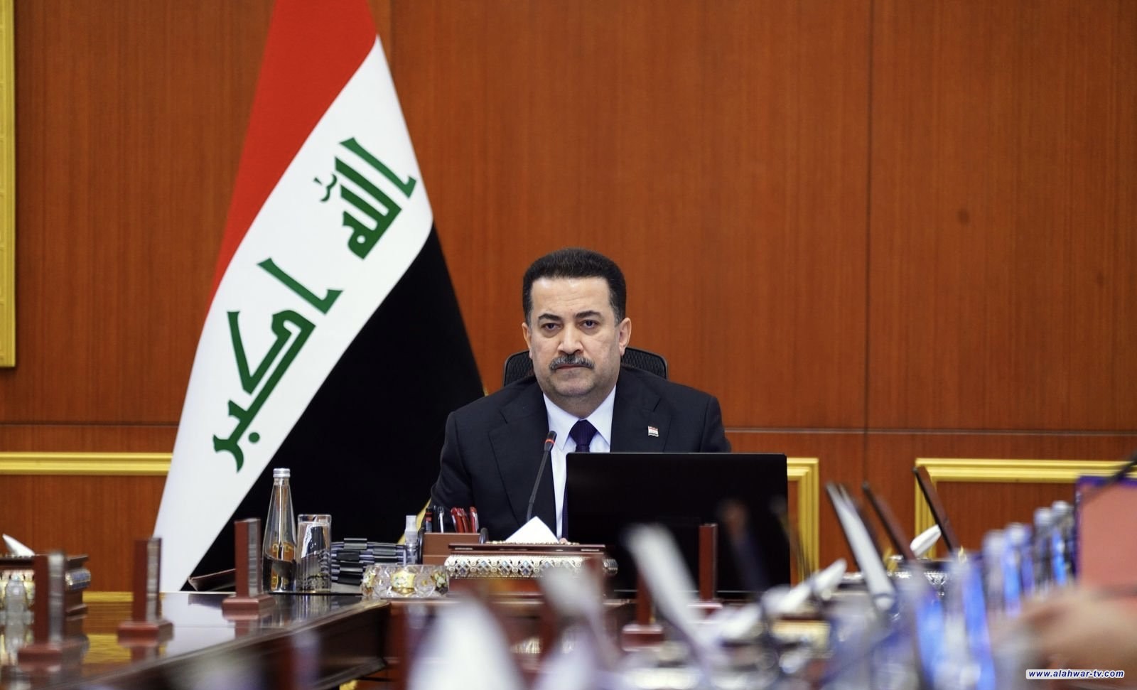 رئيس الوزراء يعزي بوفاة اللاعب الدولي السابق شرار حيدر