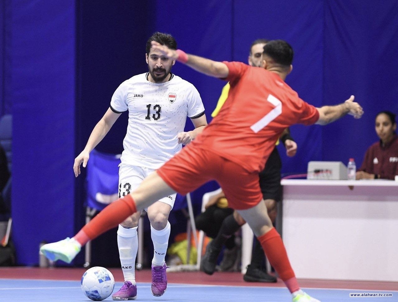 منتخبنا الوطني لكرة الصالات يتغلب على نظيره البحريني وديا