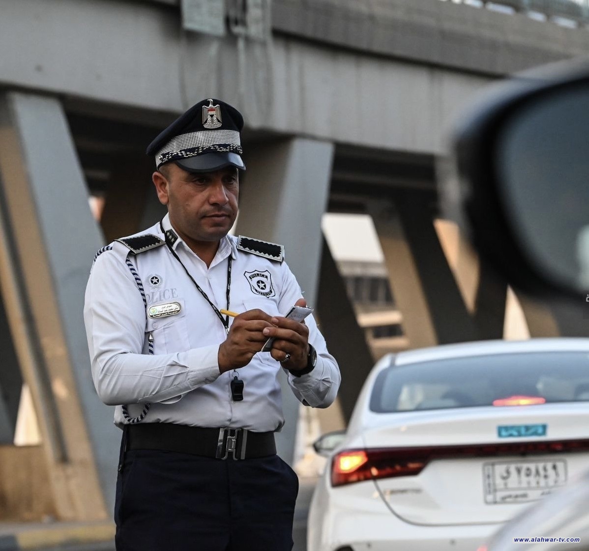 النقل: تفعيل غرامة الـ 50 ألف على السيارات الخصوصي العاملة كأجرة