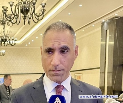 مستشار حكومي يكشف عن خطة شاملة لمكافحة الفساد واسترداد الأموال