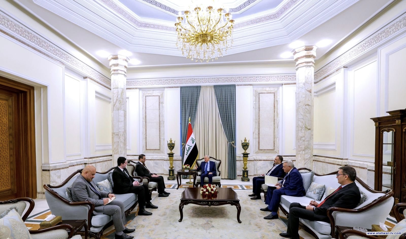 رئيس الجمهورية يؤكد أهمية تعزيز جهود الرقابة المالية لتقليل الهدر في الإنفاق