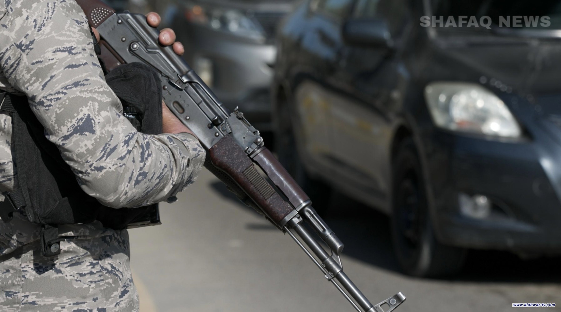 بمحافظتين . هجوم مسلح يودي بحياة شخص واعتقال امرأة قاتلة واصابة شرطي بضربة من ضابط